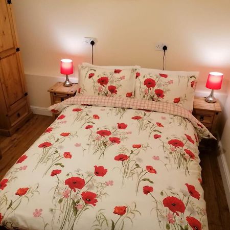 Sherwood Bungalow 3 Bedroom Entire Property Бостон Экстерьер фото