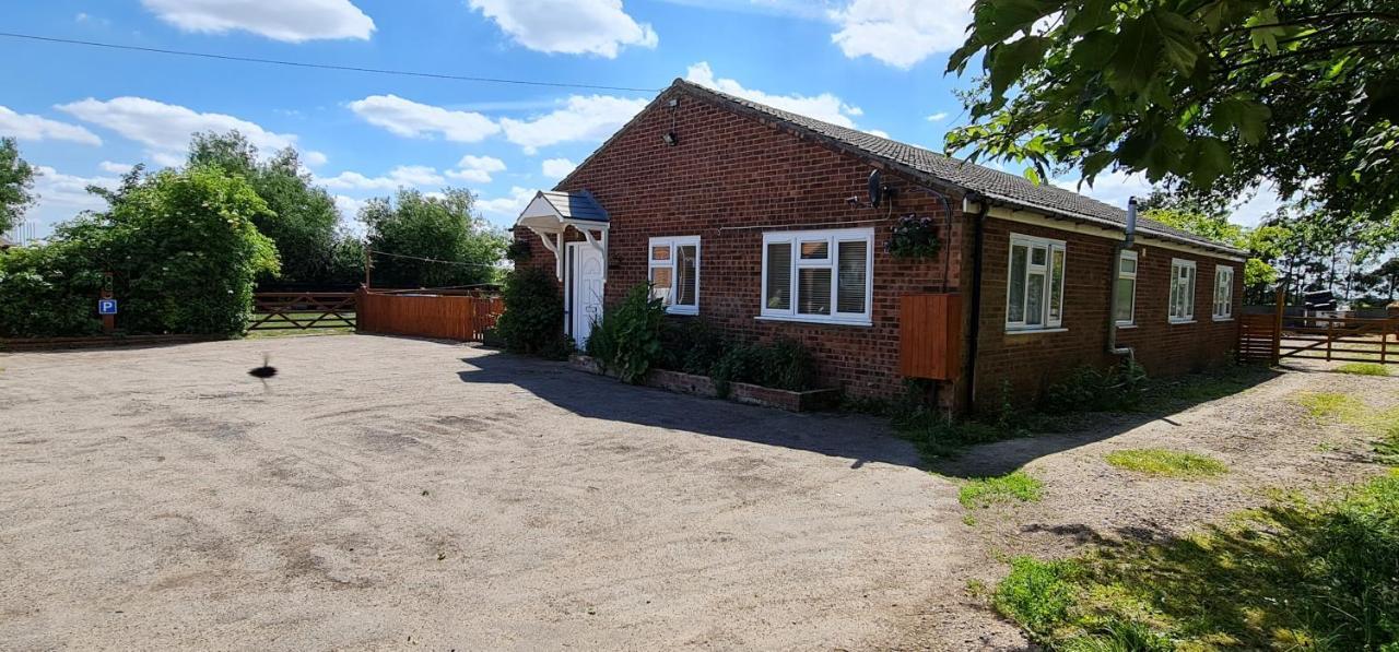 Sherwood Bungalow 3 Bedroom Entire Property Бостон Экстерьер фото